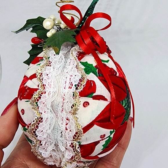 Vintage Handmade Folded Cloth Red Green White Lace Christmas Holiday Ornament - Picture 5 of 8